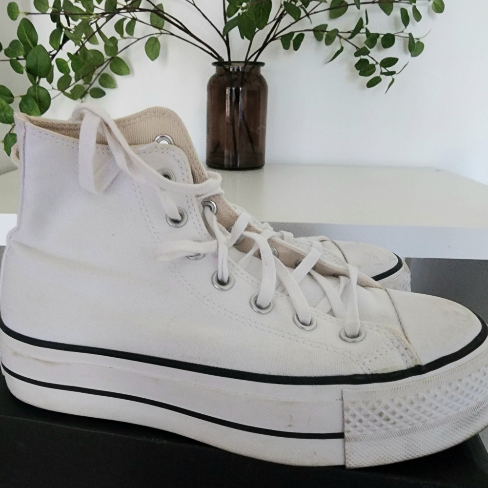 Converse White Canvas high top thick soles sneakers size 6 or 6.5